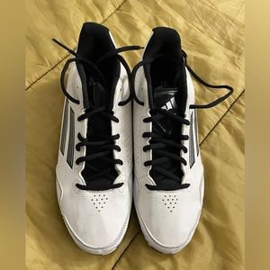 Women’s softball cleats size 11